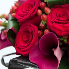 fwthumbRed Rose and Purple Calla Lily Bridal Bouquet Close Up.jpg